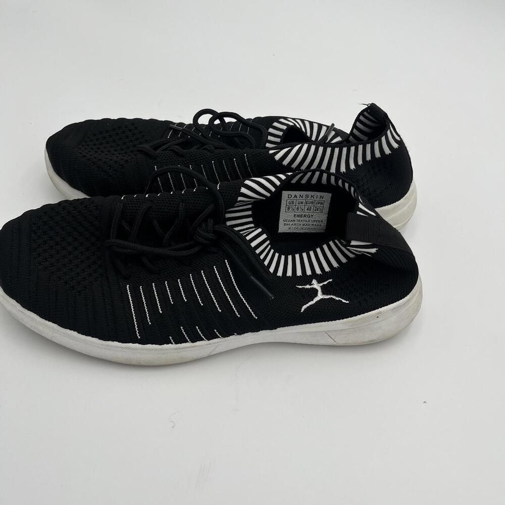 Danskin Energy Women's size 8 1/2 Training Athletic Shoes Textile Upper Balance